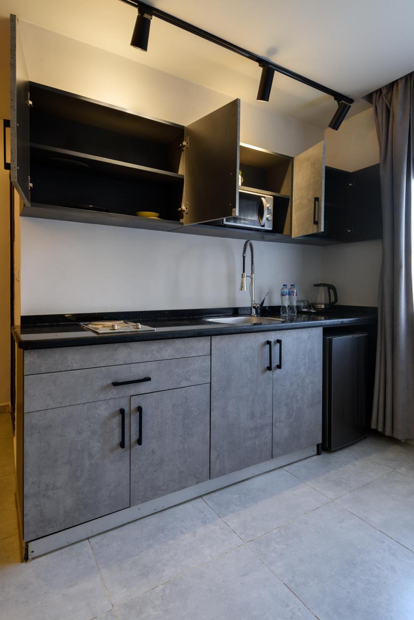 Travelholic Residence Golden Gates 开罗 外观 照片