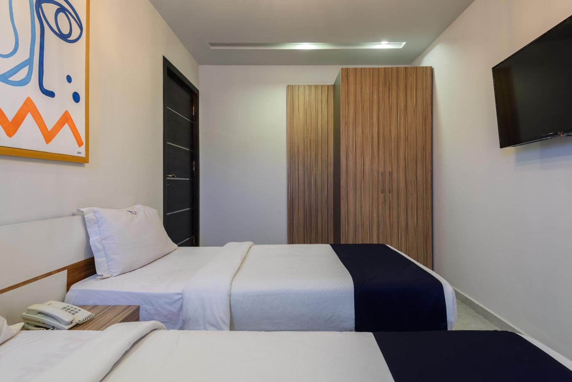 Travelholic Residence Golden Gates 开罗 外观 照片
