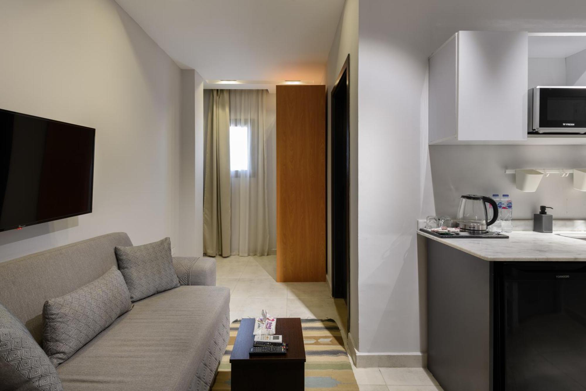 Travelholic Residence Golden Gates 开罗 外观 照片