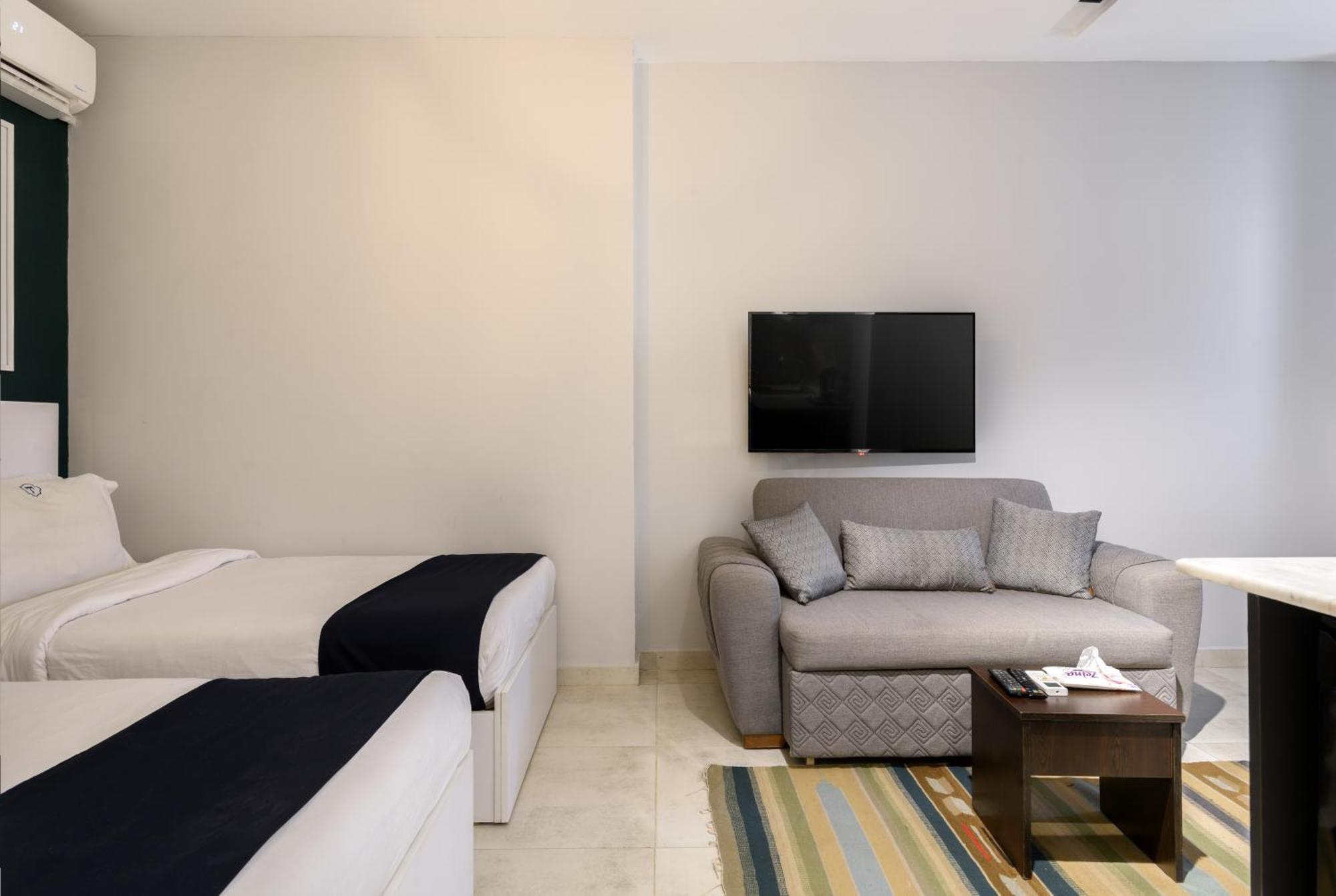 Travelholic Residence Golden Gates 开罗 外观 照片
