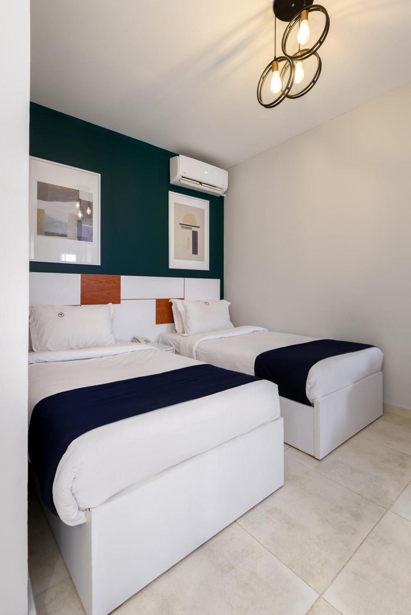 Travelholic Residence Golden Gates 开罗 外观 照片
